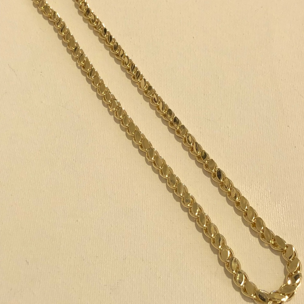 Gold Tone Women’s Curb Chain Necklace